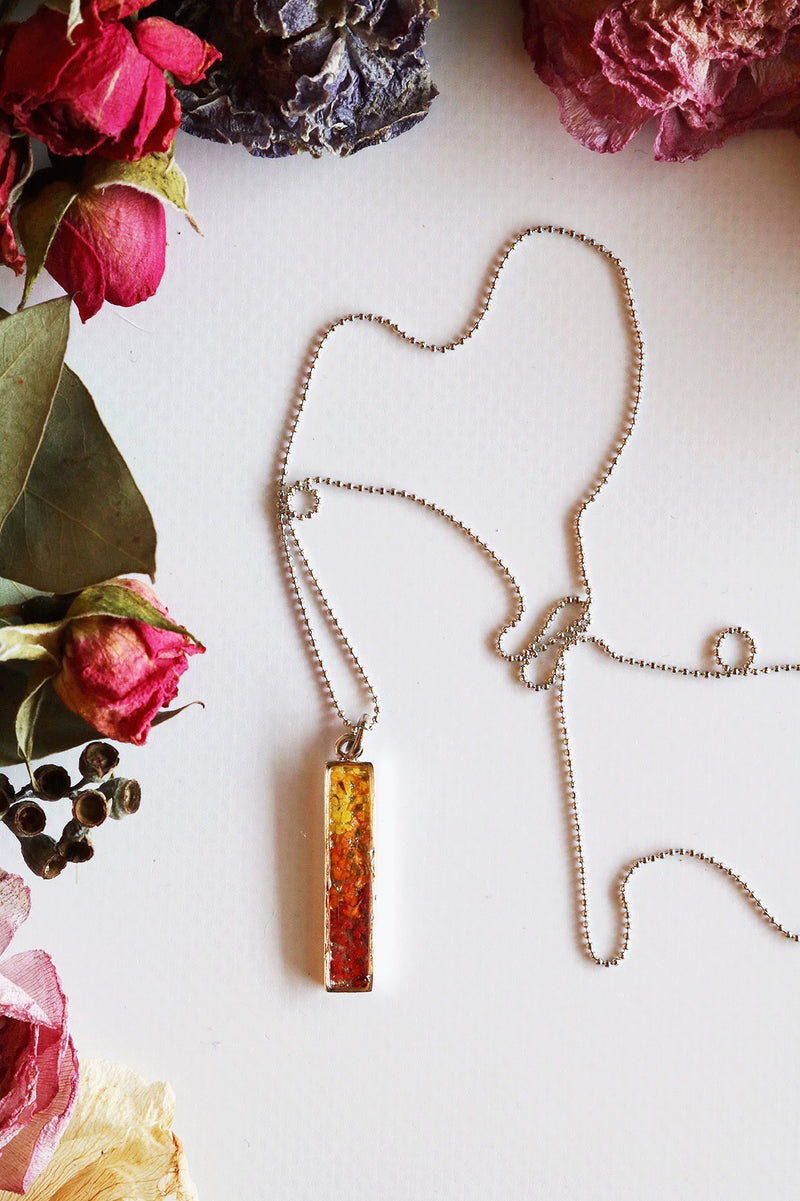 Bar Necklace with Yellow to Red Ombré Flowers