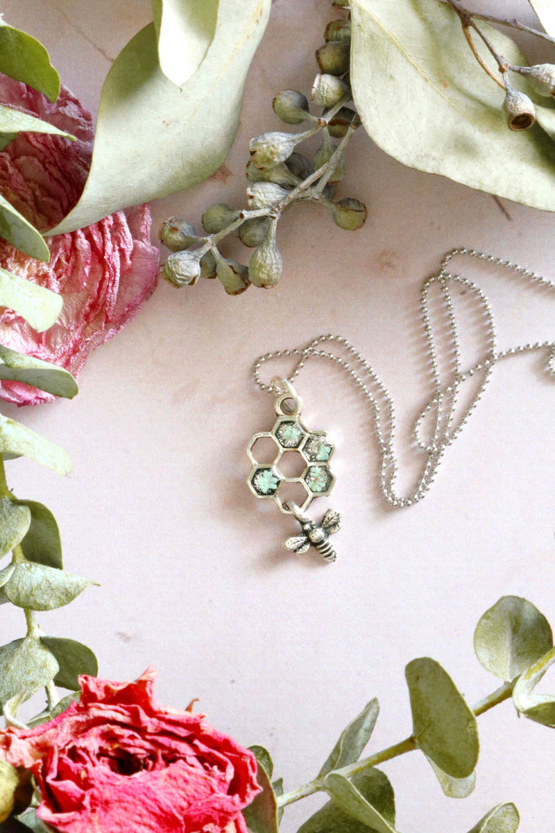 Small Honeycomb Necklace with Light Blue Flowers